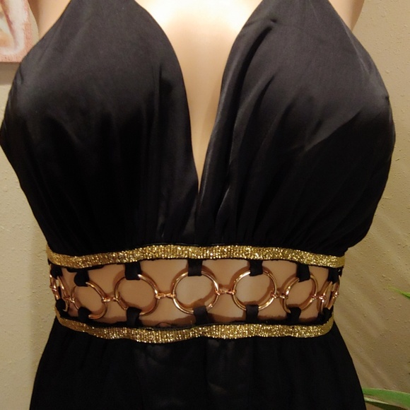 CUTOUT JUMPSUIT - Picture 4 of 6